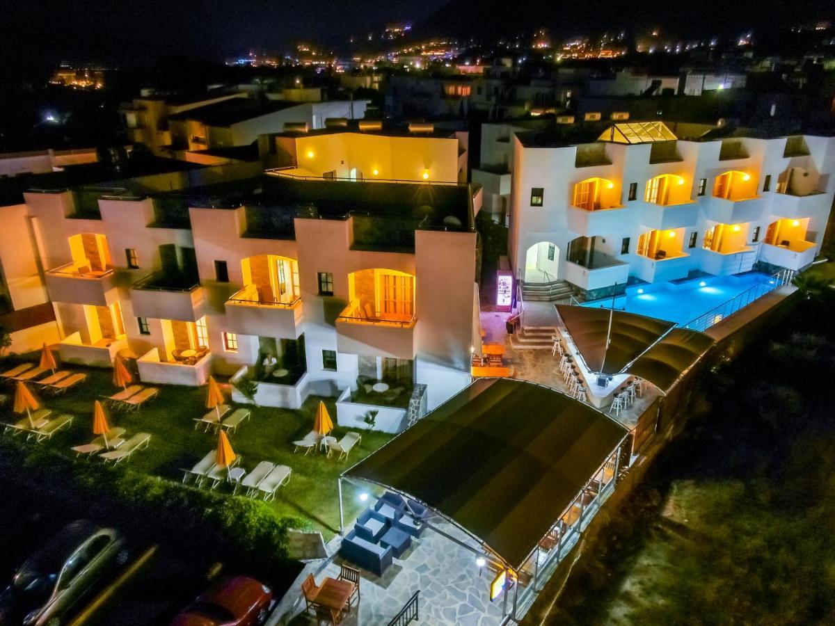 Elounda Alikes Suites & Studios Extérieur photo